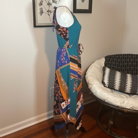 🤩3 for $30 Bundle Deal🤩
NWT Fishbowl for Macy’s hanky hem dress - Picture 2 of 7
